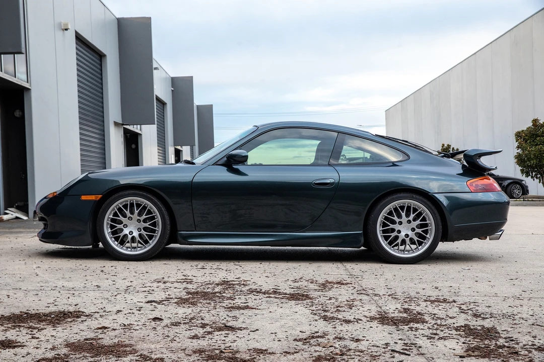 1998 Porsche 996 Carrera - Image 22 of 31