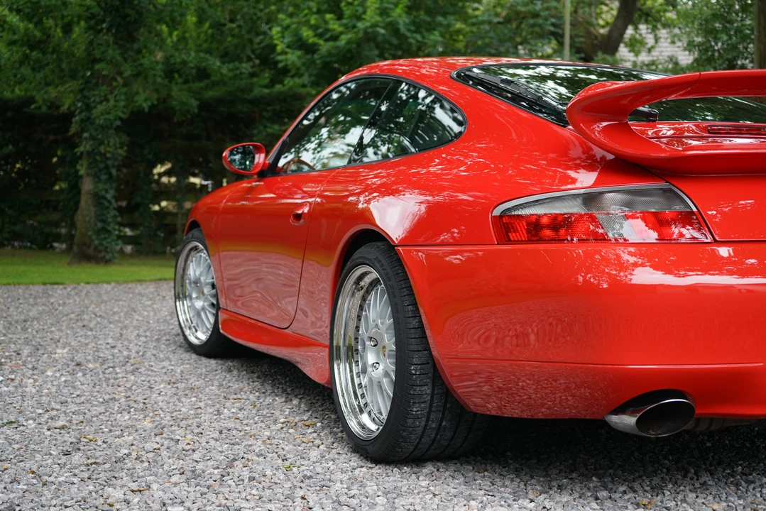 1998 Porsche 996 Carrera - Image 28 of 31
