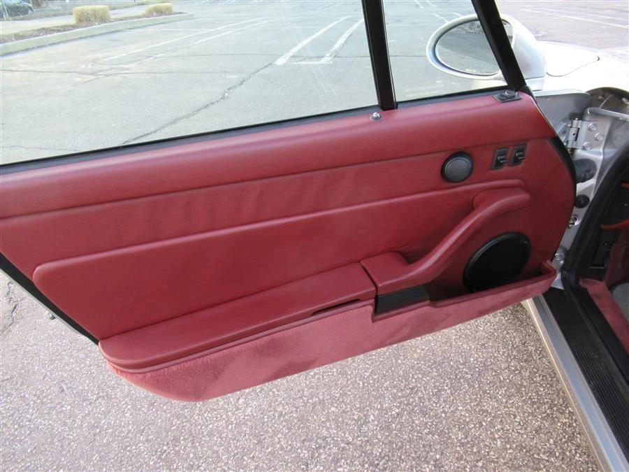 1998 Porsche 993 Carrera 4 - Image 6 of 18