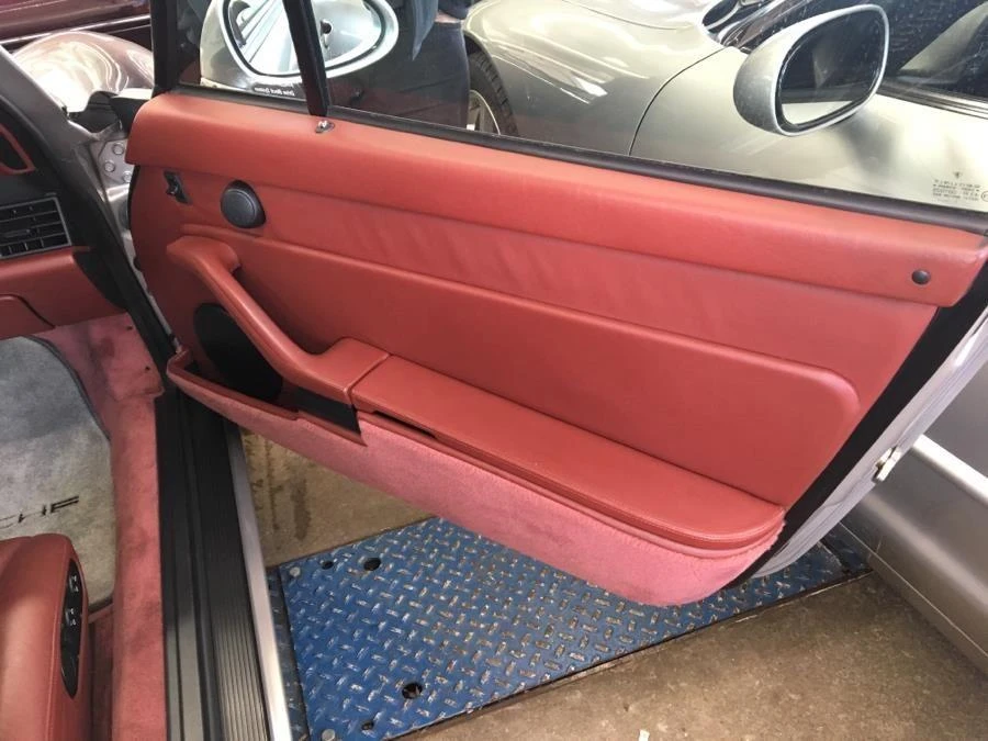 1998 Porsche 993 Carrera 4 - Image 7 of 18