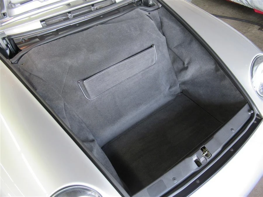 1998 Porsche 993 Carrera 4 - Image 16 of 18