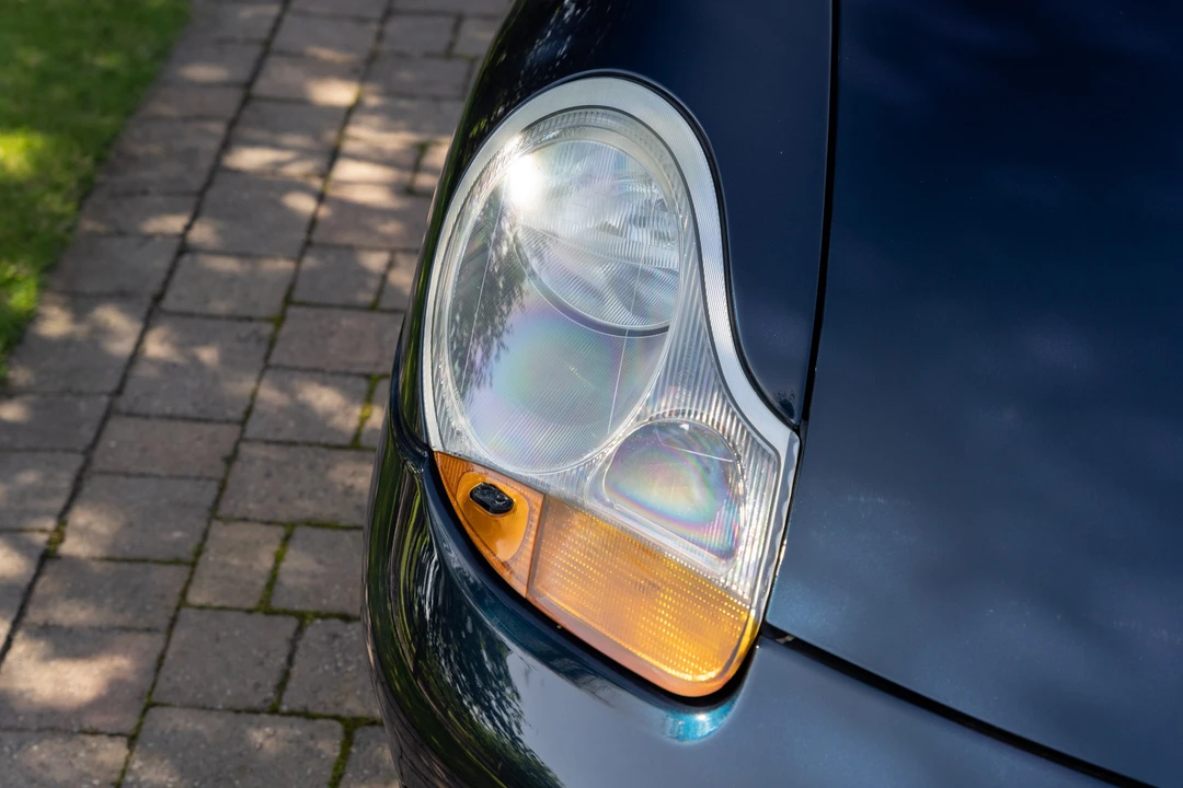 1998 Porsche 986 Boxster - Image 24 of 31