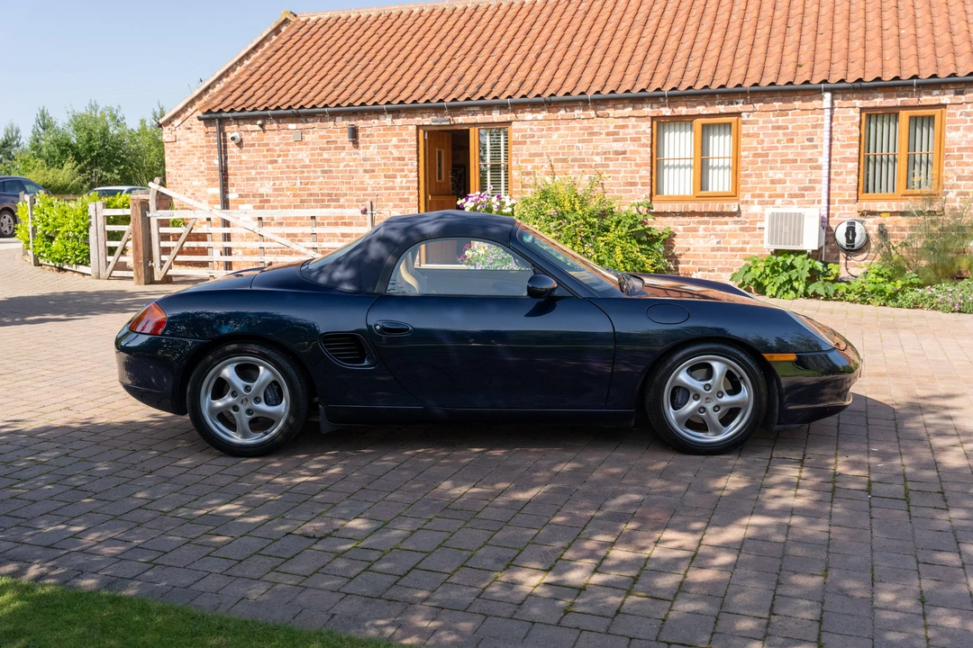 1998 Porsche 986 Boxster - Image 16 of 31