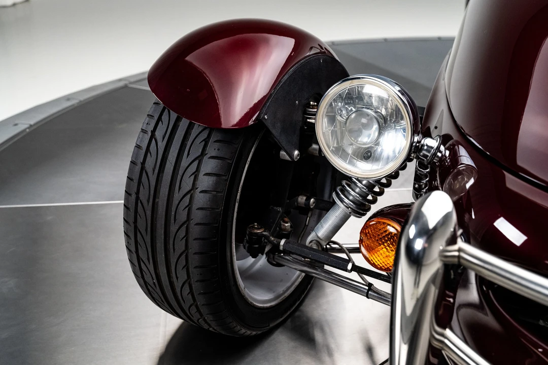 1998 Panoz Roadster - Image 17 of 31