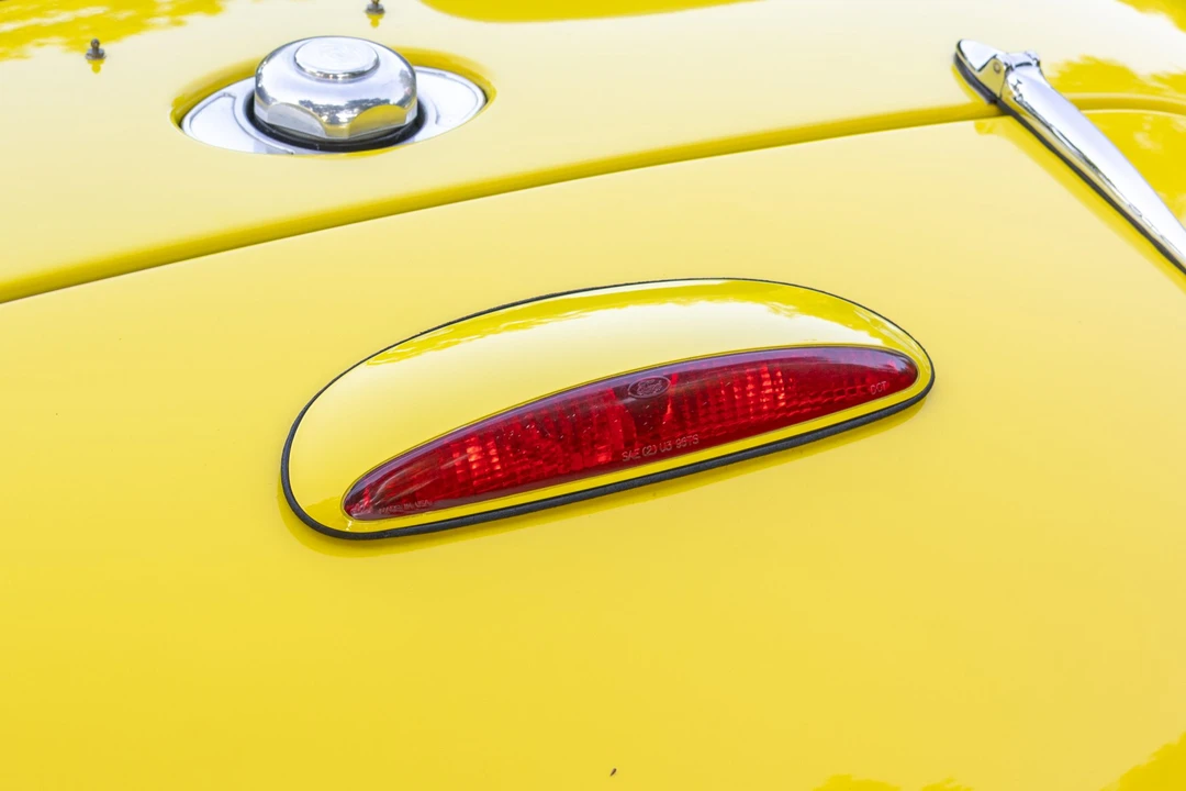 1998 Panoz Roadster - Image 28 of 31