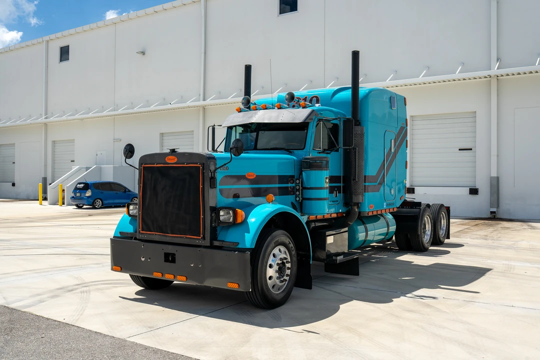 1998 Peterbilt 379 - Image 15 of 31