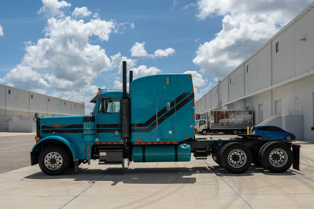 1998 Peterbilt 379 - Image 19 of 31