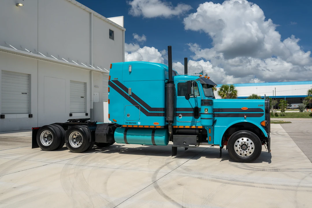 1998 Peterbilt 379 - Image 30 of 31