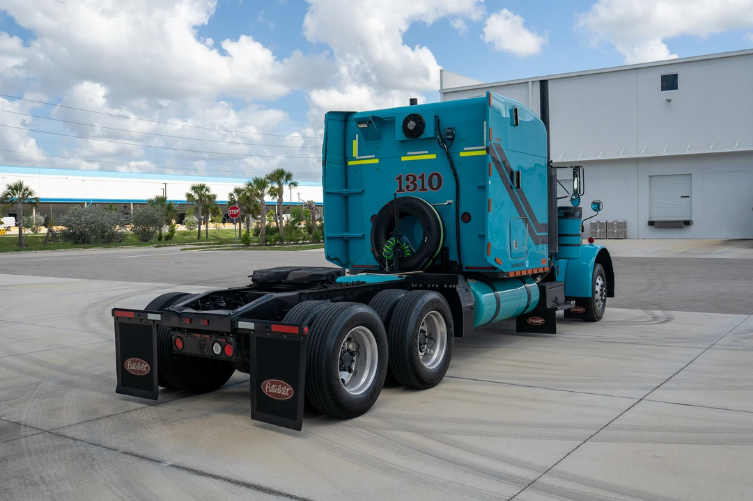 1998 Peterbilt 379 - Image 25 of 31
