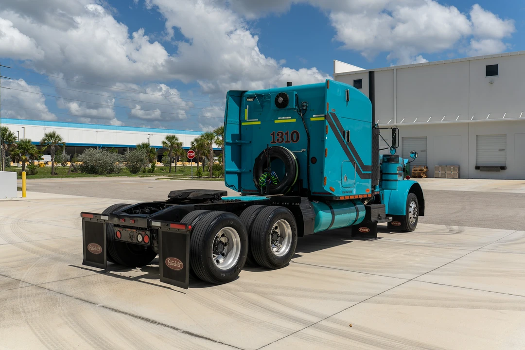 1998 Peterbilt 379 - Image 26 of 31