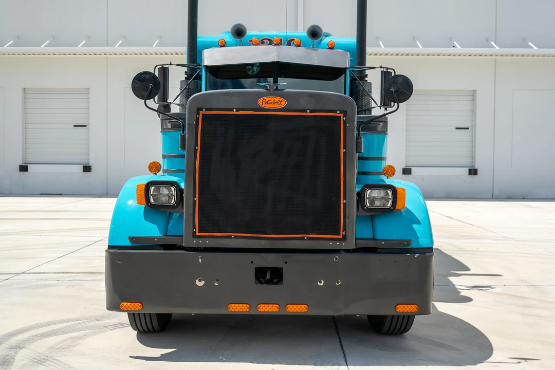 1998 Peterbilt 379 - Image 13 of 31