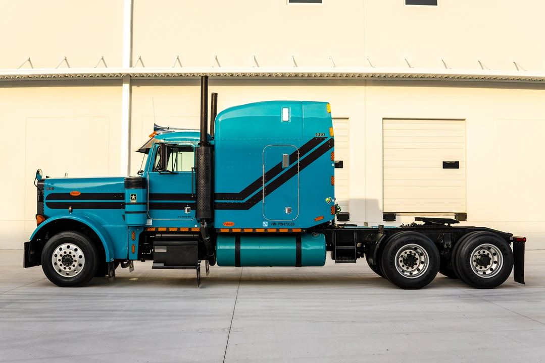 1998 Peterbilt 379 - Image 20 of 31