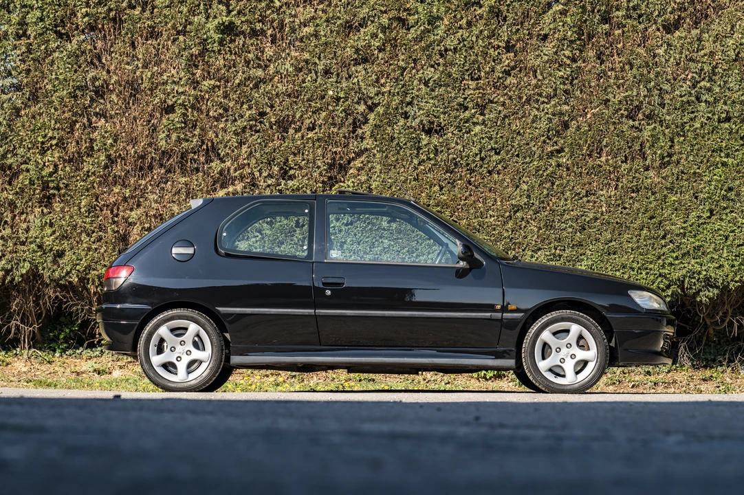 1998 Peugeot - Image 8 of 31