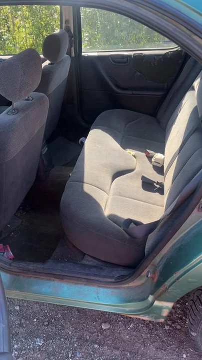 1998 Plymouth - Image 6 of 6