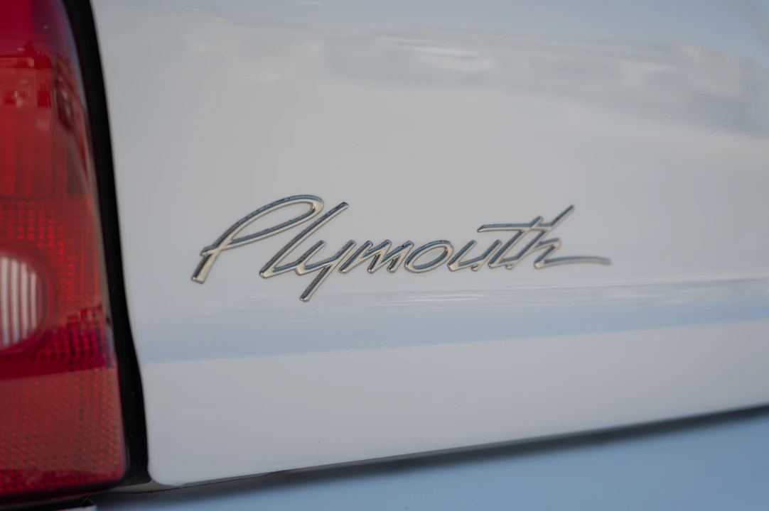 1998 Plymouth Neon - Image 24 of 31