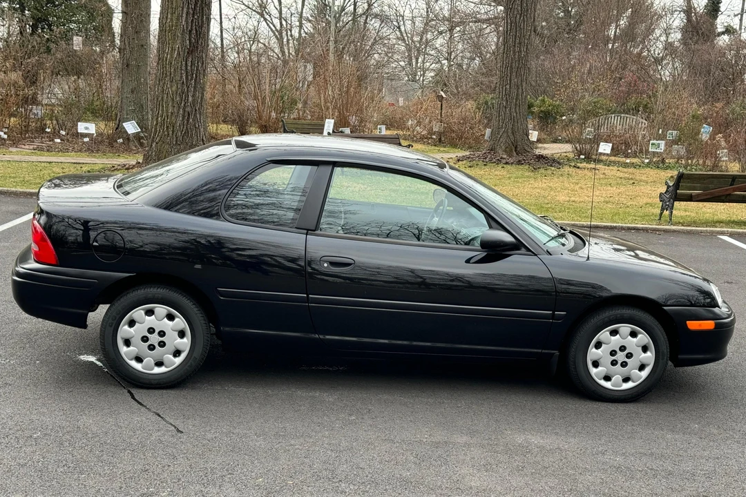 1998 Plymouth Neon - Image 3 of 31
