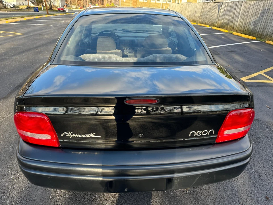 1998 Plymouth Neon - Image 16 of 31