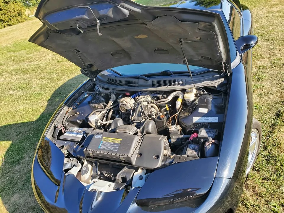 1998 Pontiac Firebird 4th Gen - Image 7 of 15