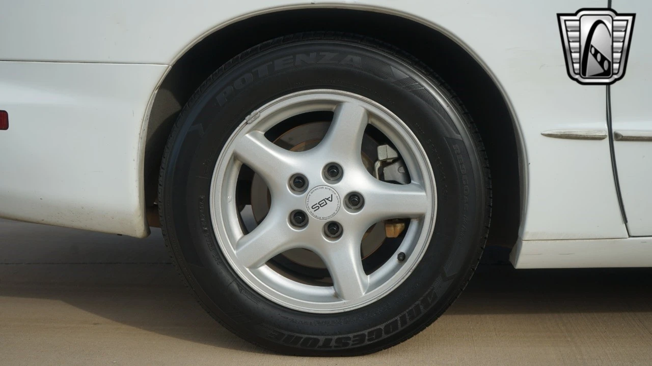 1998 Pontiac Firebird 4th Gen - Image 11 of 12
