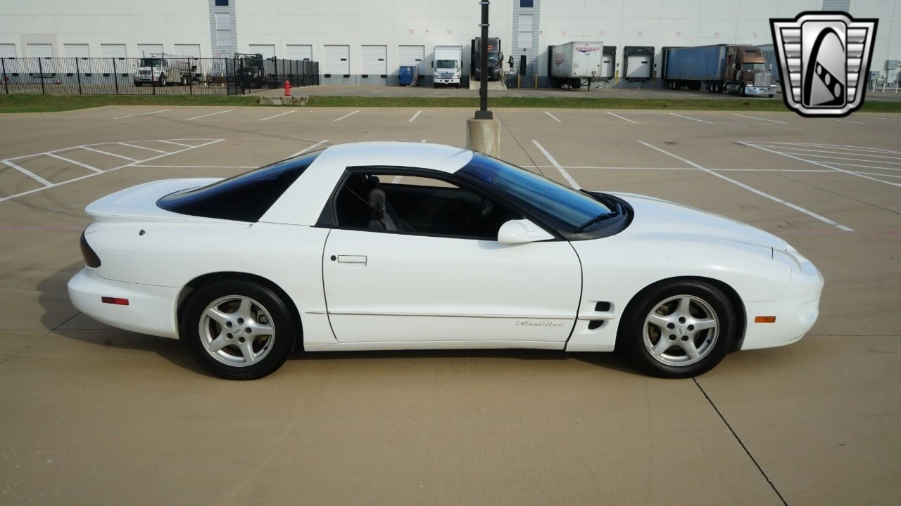 1998 Pontiac Firebird 4th Gen - Image 7 of 12