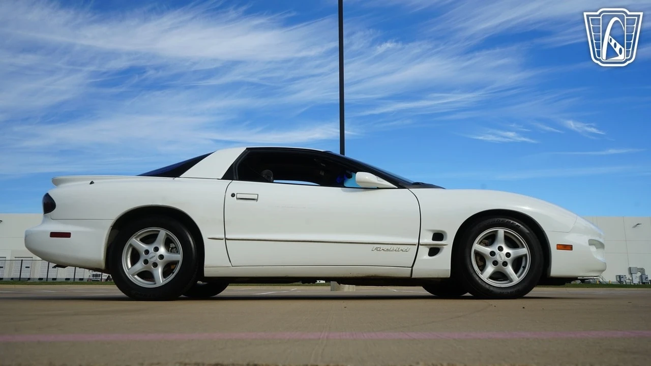 1998 Pontiac Firebird 4th Gen - Image 21 of 21