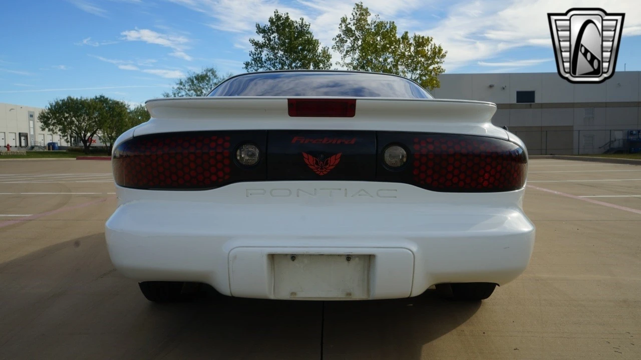 1998 Pontiac Firebird 4th Gen - Image 5 of 12