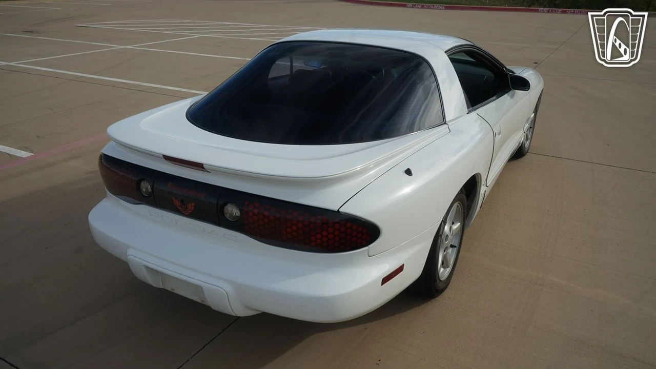 1998 Pontiac Firebird 4th Gen - Image 16 of 21
