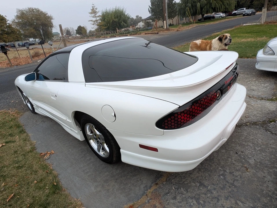 1998 Pontiac Firebird 4th Gen - Image 2 of 10