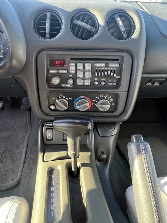 1998 Pontiac Firebird 4th Gen - Image 9 of 24