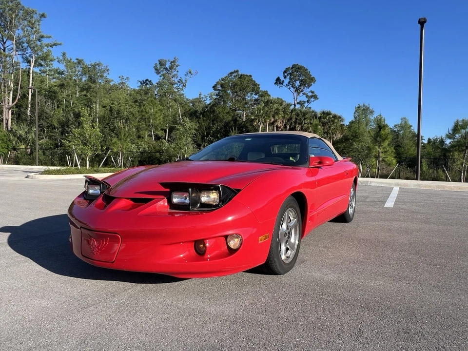 1998 Pontiac Firebird 4th Gen - Image 10 of 24