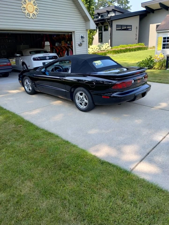 1998 Pontiac Firebird 4th Gen - Image 2 of 16