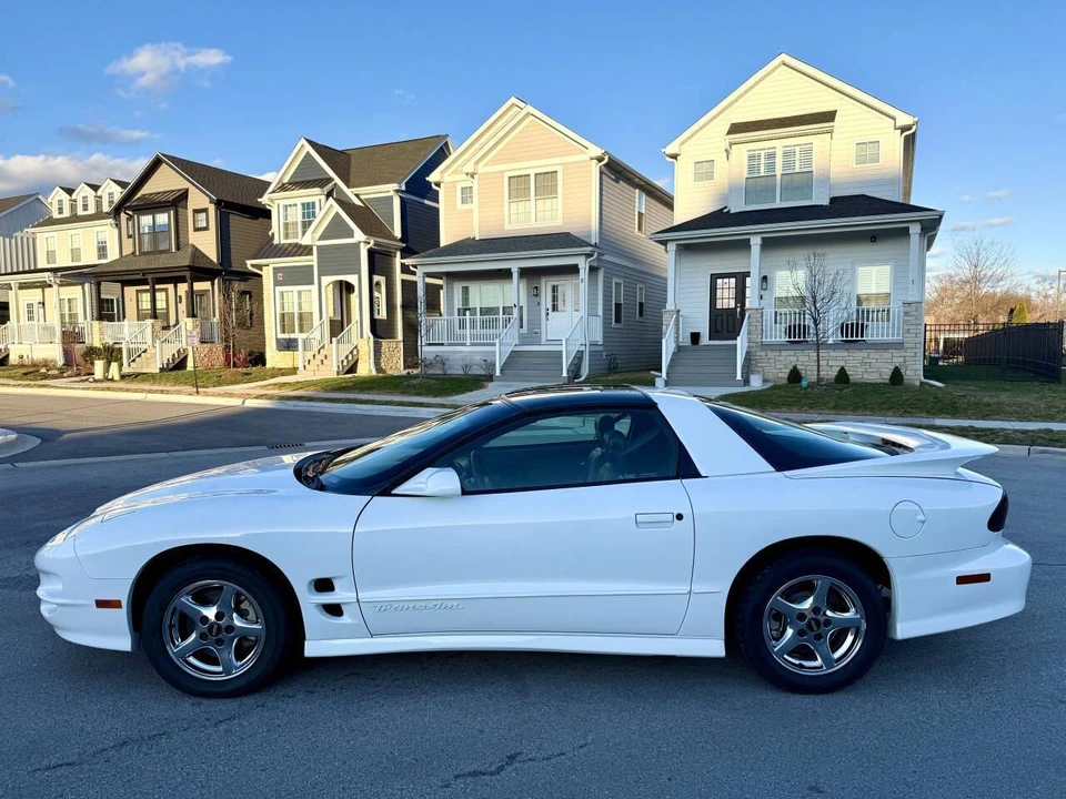 1998 Pontiac Firebird 4th Gen - Image 12 of 31