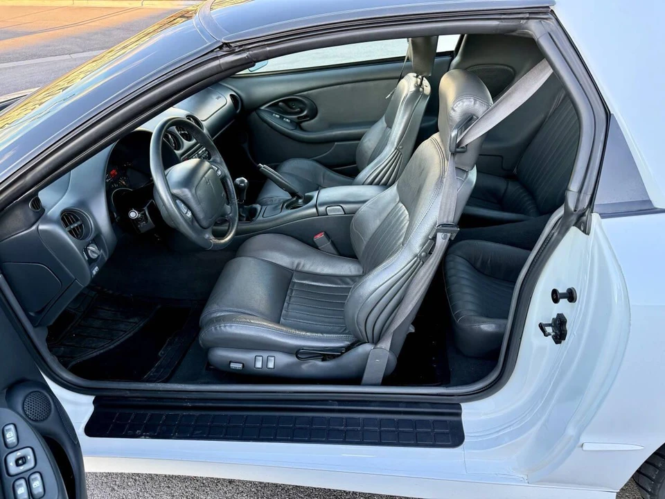 1998 Pontiac Firebird 4th Gen - Image 26 of 31