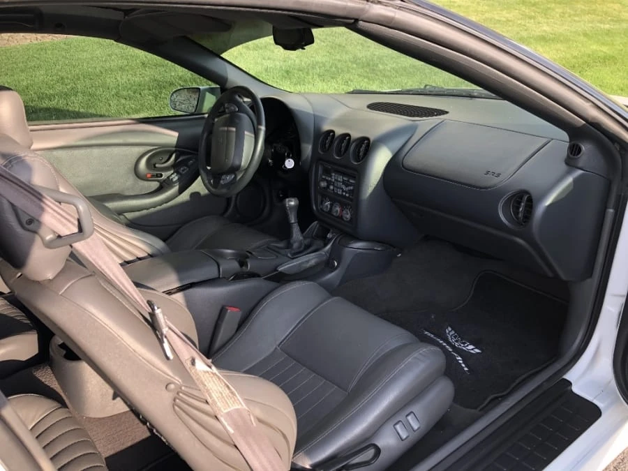1998 Pontiac Firebird 4th Gen - Image 4 of 11