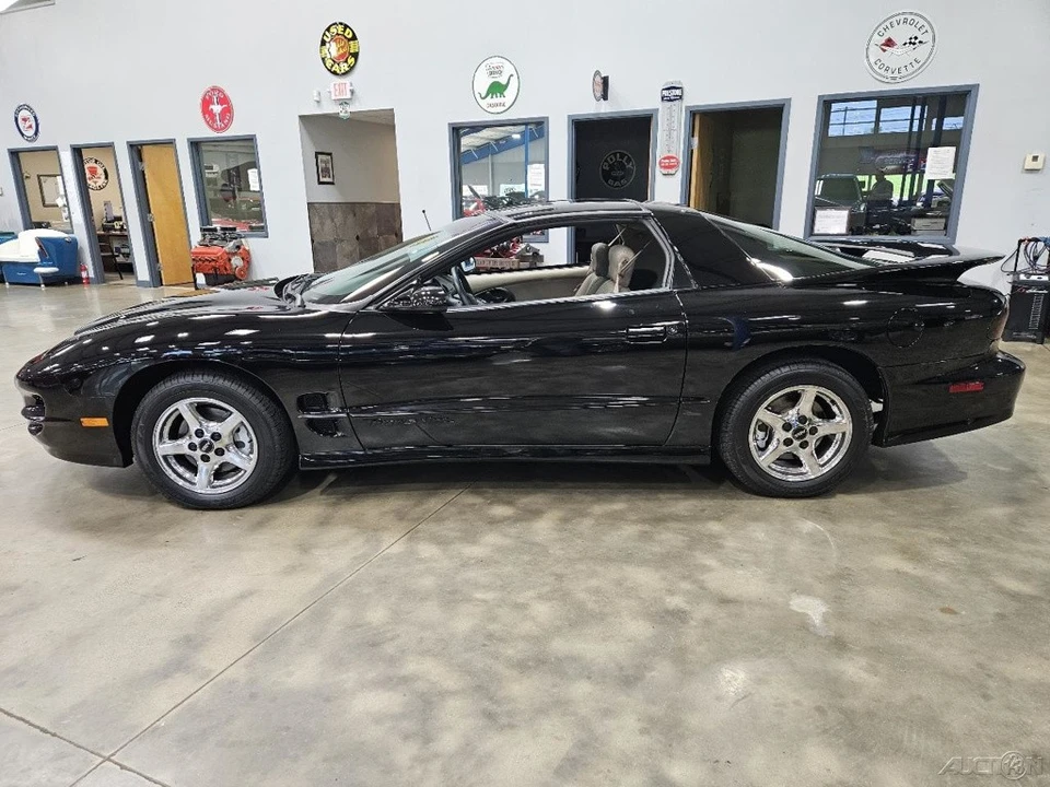 1998 Pontiac Firebird Formula 4th Gen - Image 6 of 24