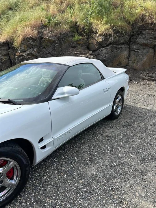 1998 Pontiac Firebird 4th Gen - Image 2 of 14
