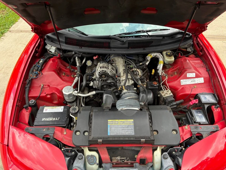 1998 Pontiac Firebird 4th Gen - Image 7 of 21