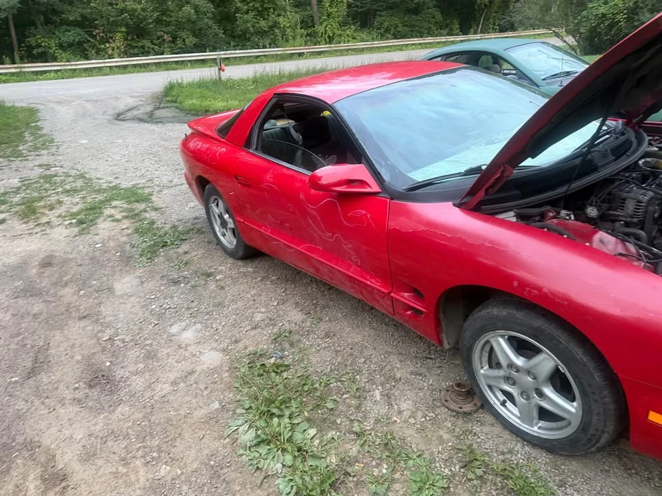 1998 Pontiac Firebird 4th Gen - Image 7 of 16