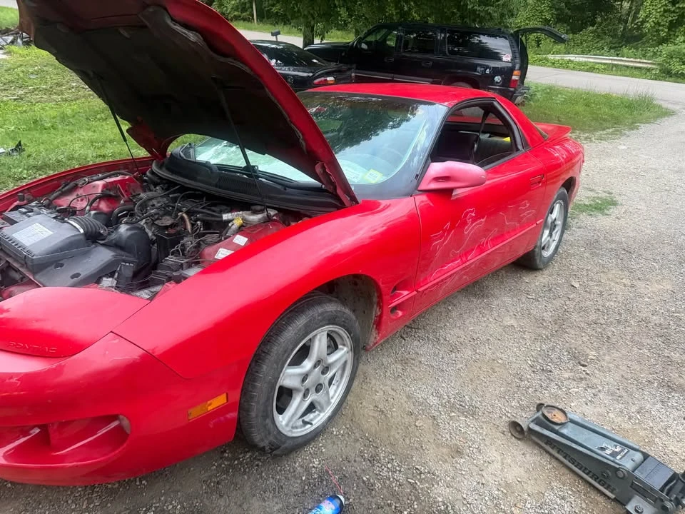 1998 Pontiac Firebird 4th Gen - Image 9 of 16