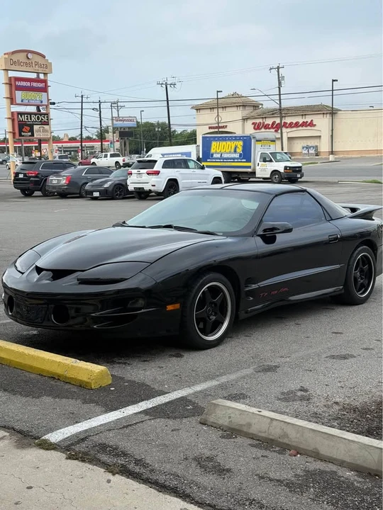 1998 Pontiac Firebird 4th Gen - Image 3 of 4