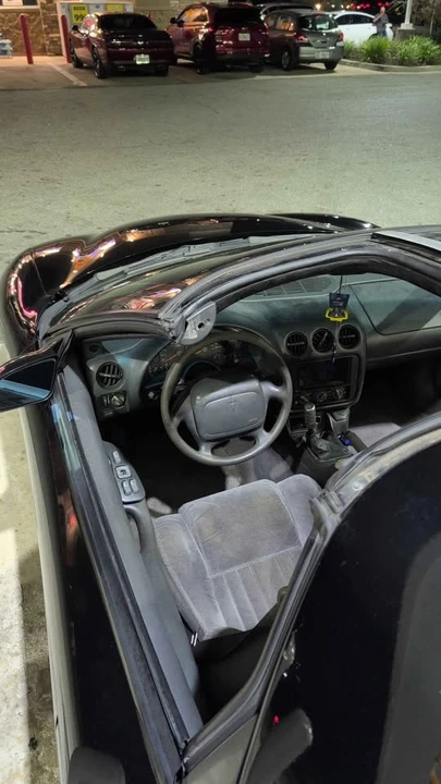 1998 Pontiac Firebird 4th Gen - Image 9 of 10