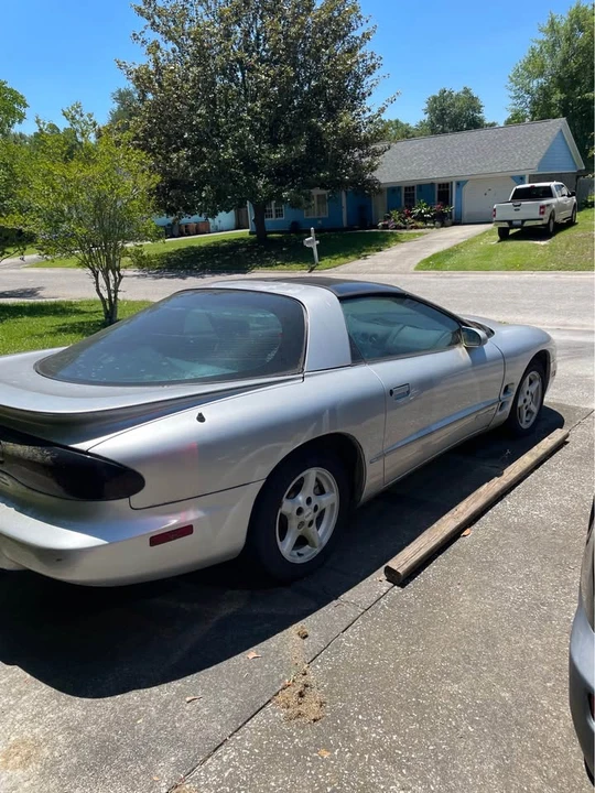 1998 Pontiac Firebird 4th Gen - Image 2 of 9