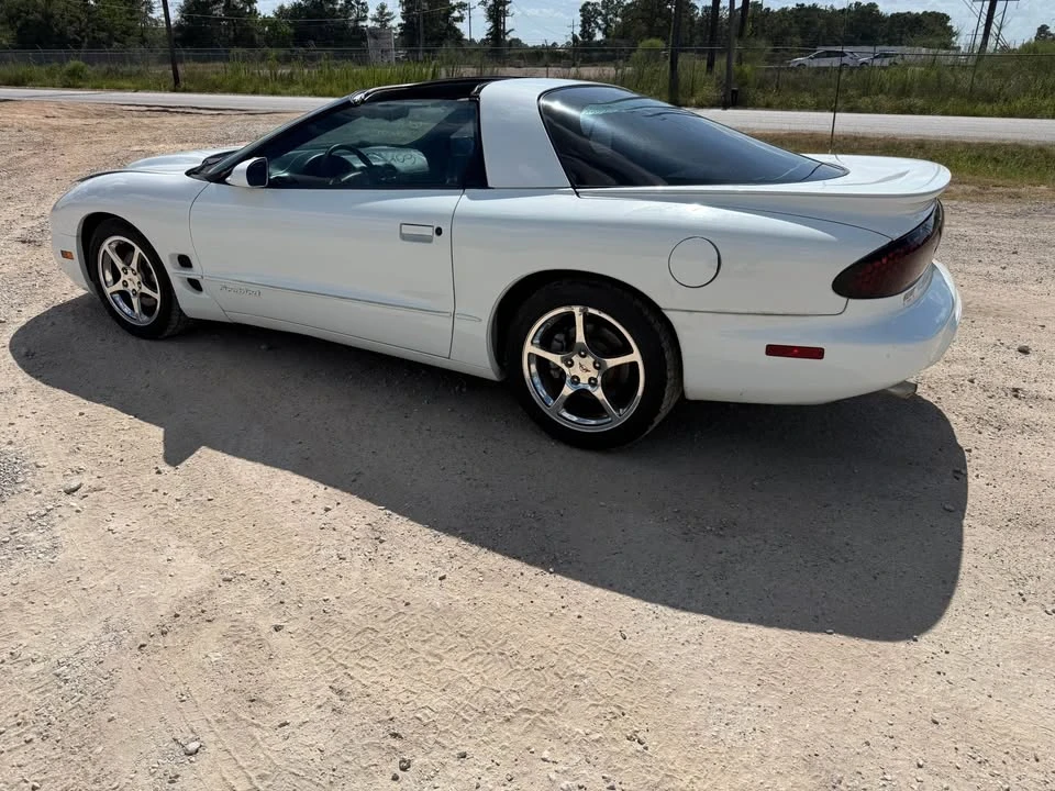 1998 Pontiac Firebird 4th Gen - Image 2 of 11