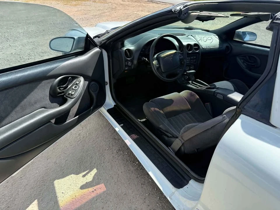 1998 Pontiac Firebird 4th Gen - Image 7 of 7