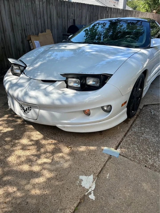 1998 Pontiac Firebird 4th Gen - Image 2 of 8