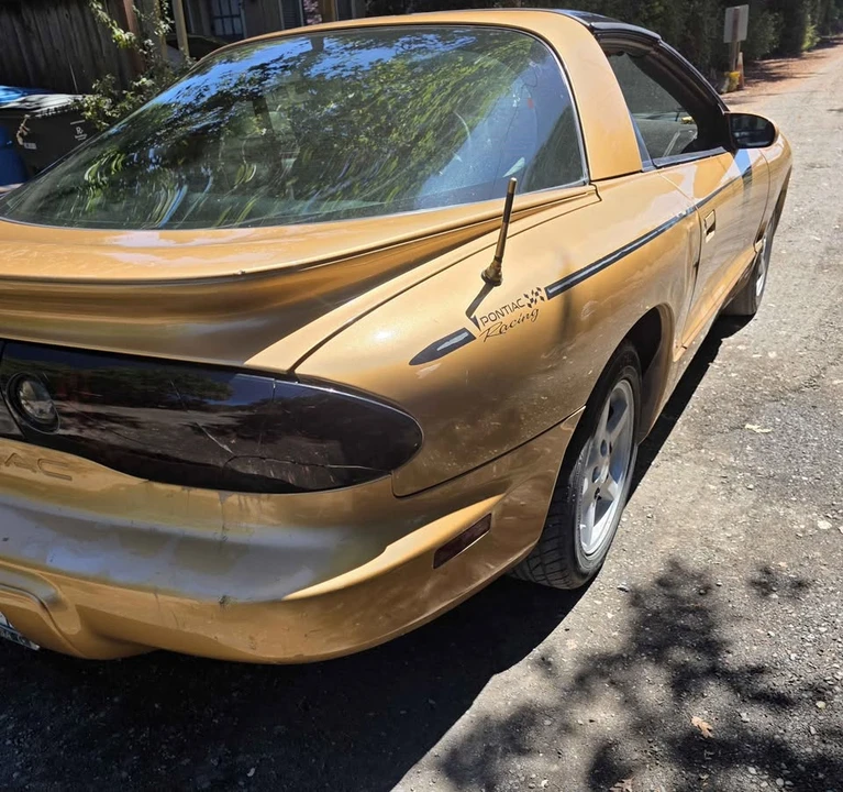 1998 Pontiac Firebird 4th Gen - Image 3 of 14