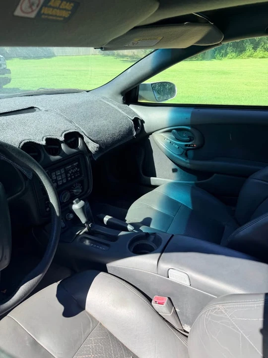 1998 Pontiac Firebird 4th Gen - Image 10 of 11
