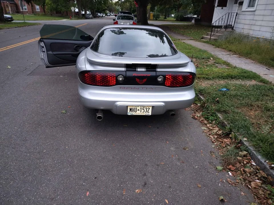 1998 Pontiac Firebird 4th Gen - Image 5 of 7