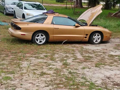 1998 Pontiac Firebird Coupe 2D
