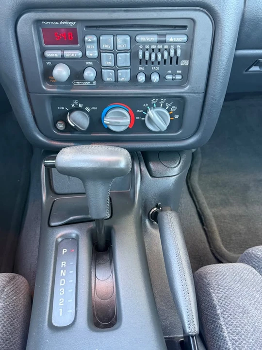 1998 Pontiac Firebird 4th Gen - Image 17 of 20